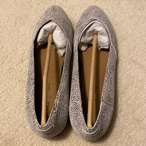 Julie Off White Mini Leopard Printed Suede flat